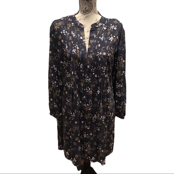 Old Navy Dresses & Skirts - Old Navy Shirt Dress (L)